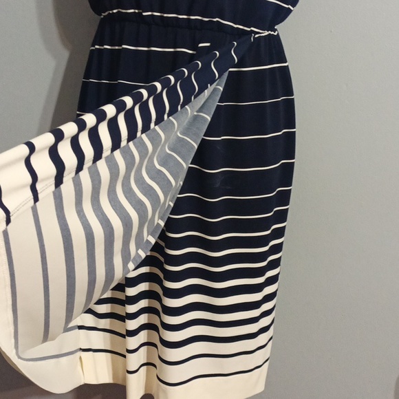 Lauren Ralph Lauren blue and white striped size 4 dress never worn - Picture 8 of 17